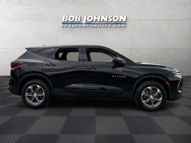used 2023 Chevrolet Blazer car, priced at $28,888