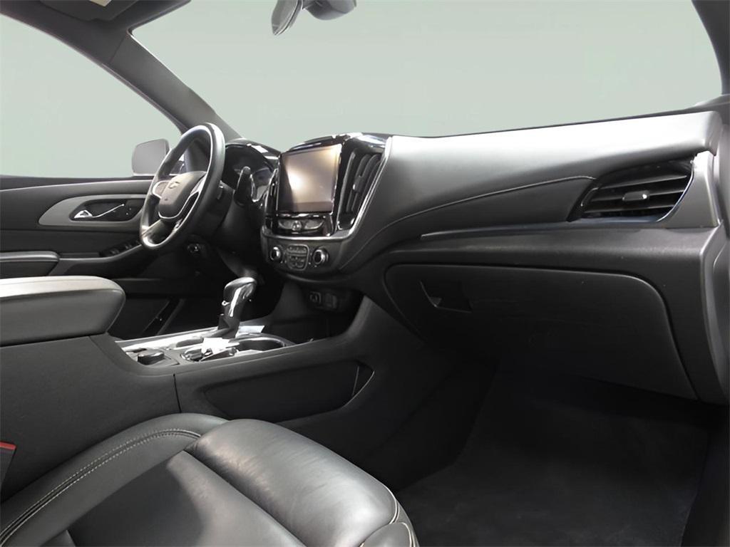 used 2023 Chevrolet Traverse car, priced at $35,188