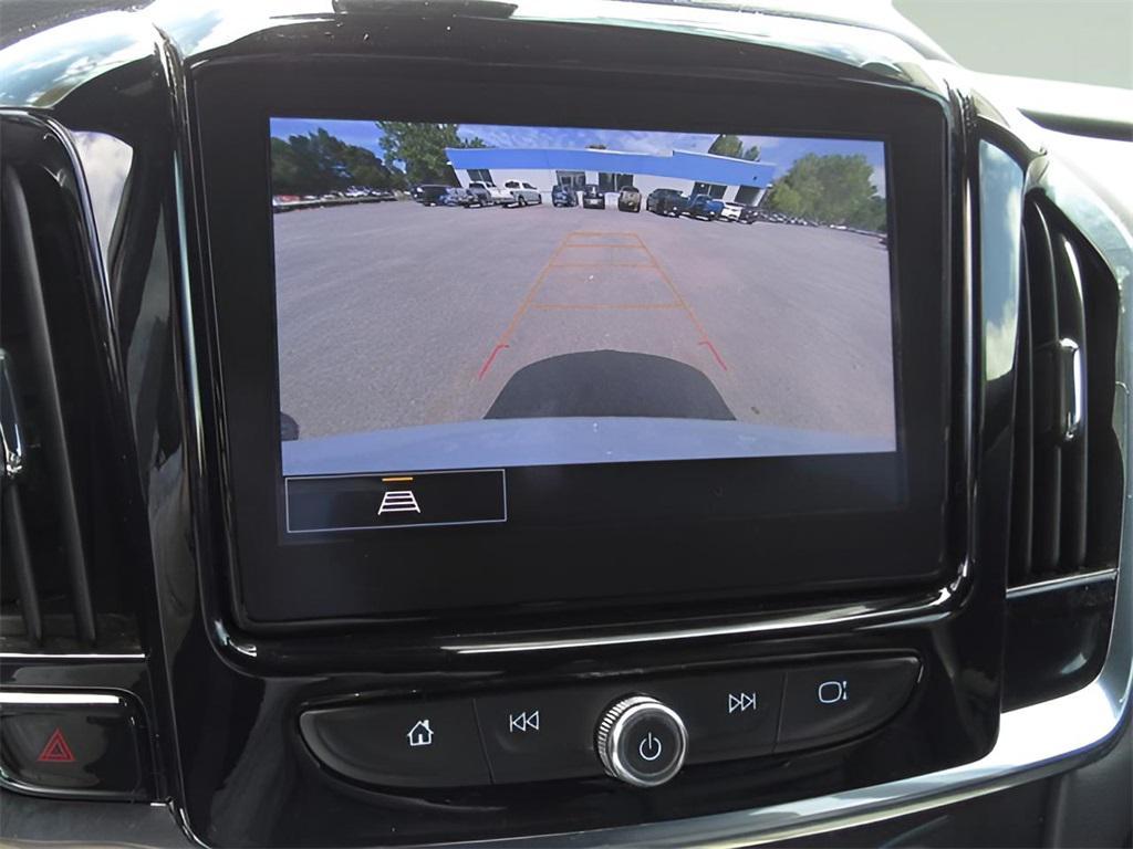 used 2023 Chevrolet Traverse car, priced at $35,188