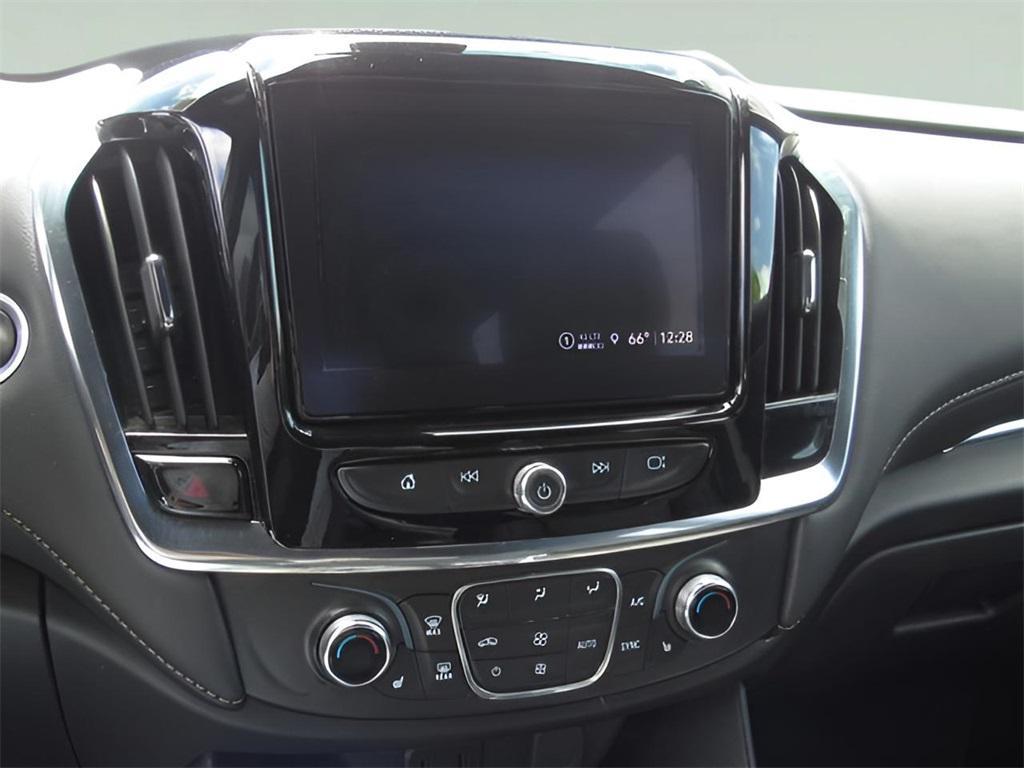 used 2023 Chevrolet Traverse car, priced at $35,188