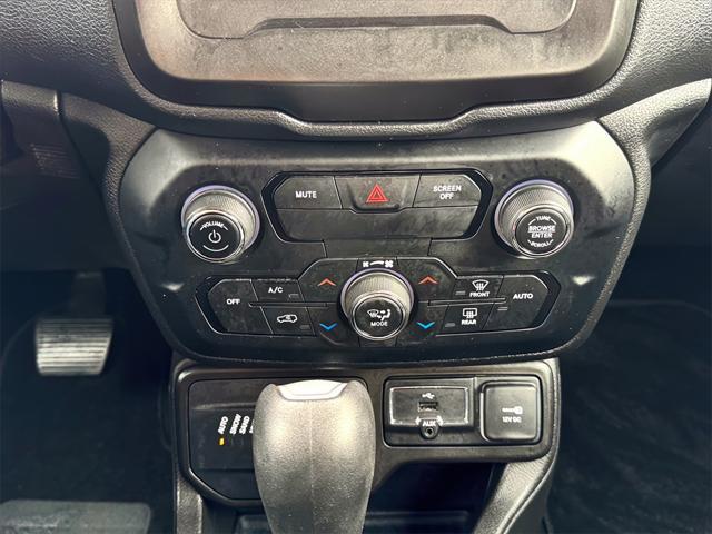 used 2020 Jeep Renegade car, priced at $15,993