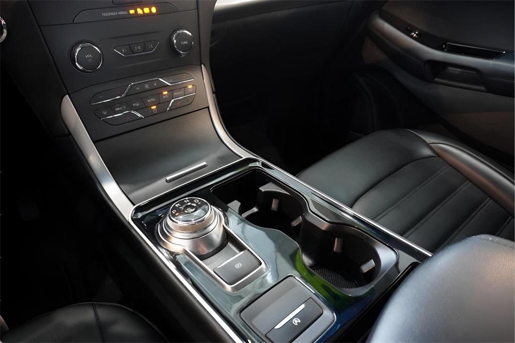 used 2019 Ford Edge car, priced at $16,992