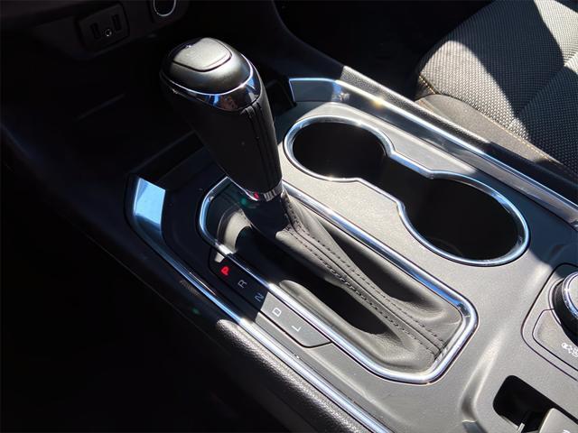 used 2019 Chevrolet Traverse car, priced at $23,489