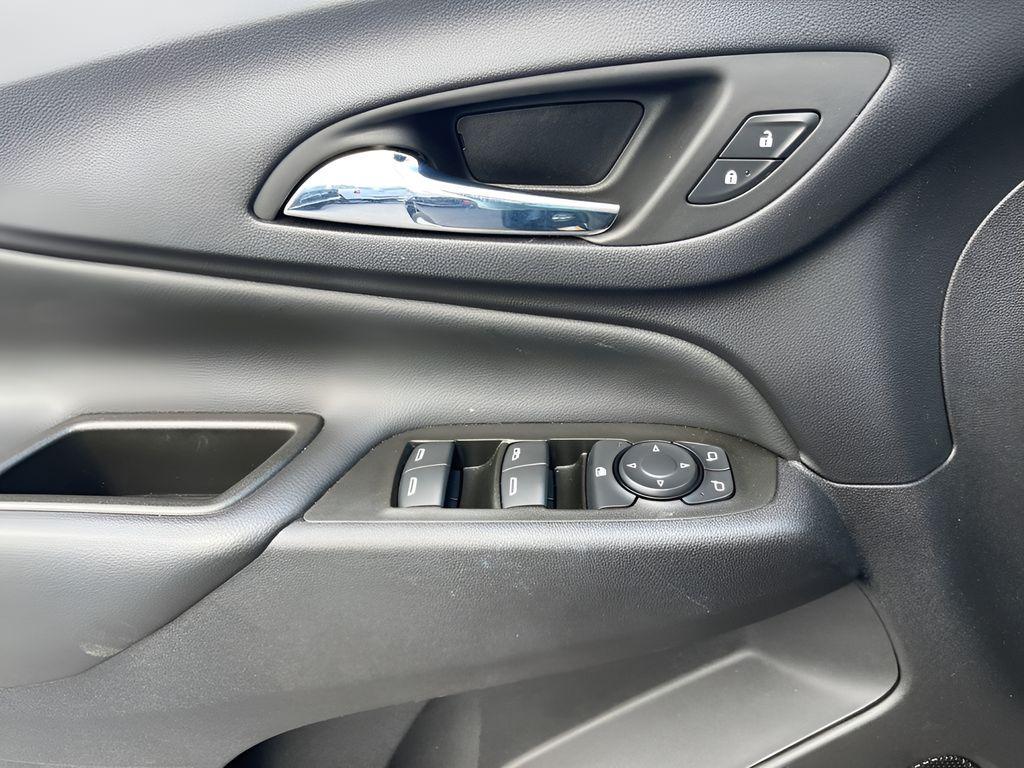 used 2024 Chevrolet Equinox car, priced at $23,334