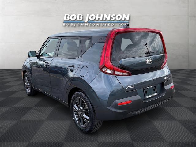 used 2021 Kia Soul car, priced at $15,395
