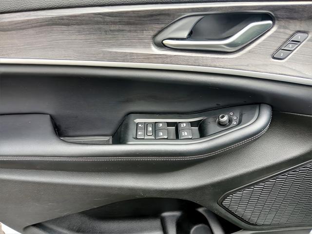 used 2023 Jeep Grand Cherokee car, priced at $31,080