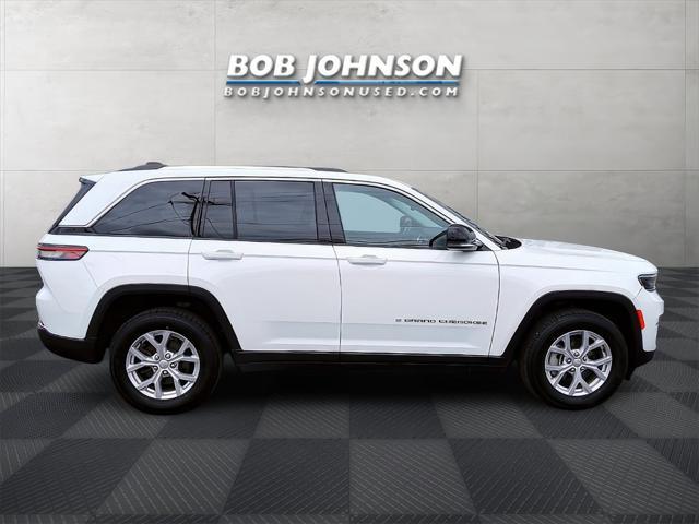 used 2023 Jeep Grand Cherokee car, priced at $31,080