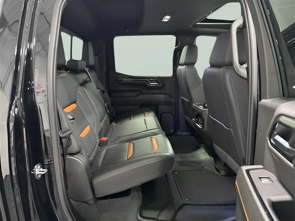 used 2024 GMC Sierra 1500 car, priced at $58,000