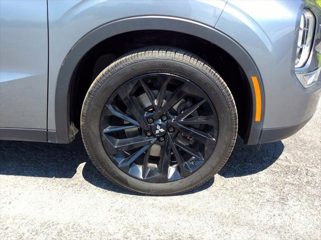 used 2023 Mitsubishi Outlander car, priced at $29,800