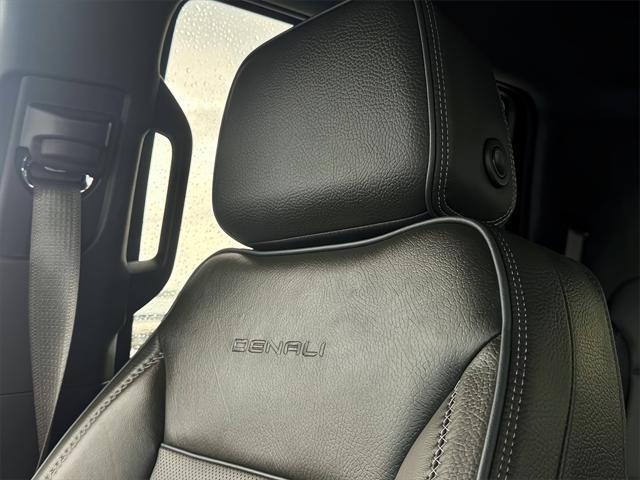 used 2022 GMC Yukon car, priced at $59,937