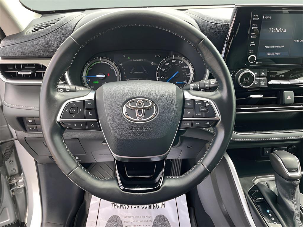 used 2021 Toyota Highlander Hybrid car, priced at $33,263