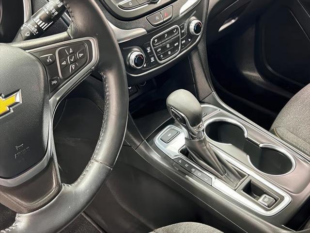 used 2022 Chevrolet Equinox car, priced at $21,417