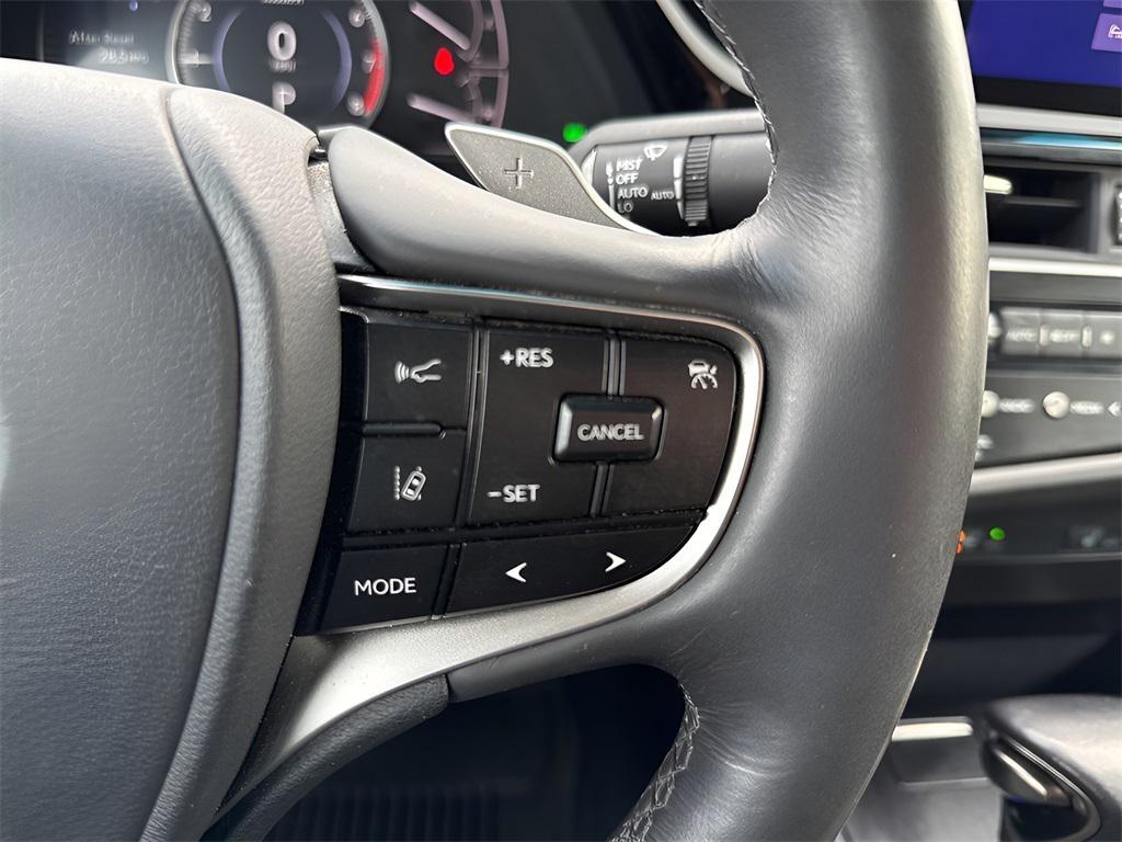 used 2024 Lexus ES 350 car, priced at $37,931