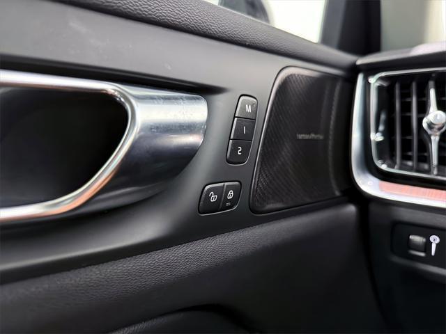 used 2022 Volvo S60 car, priced at $30,945
