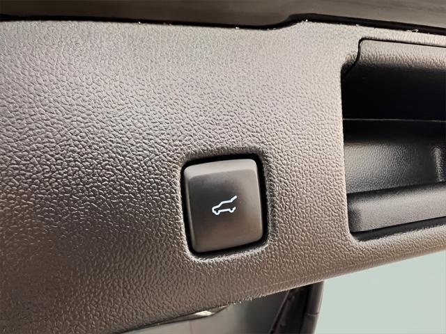 used 2022 Ford Escape car, priced at $21,000