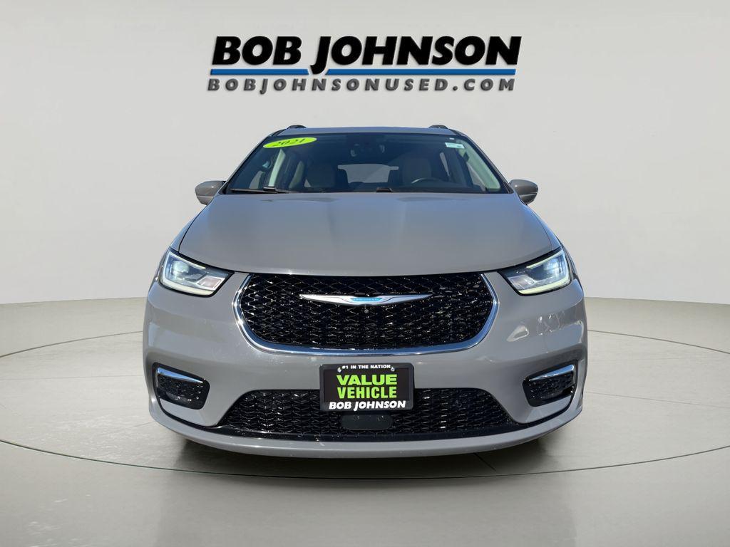 used 2021 Chrysler Pacifica Hybrid car, priced at $18,850