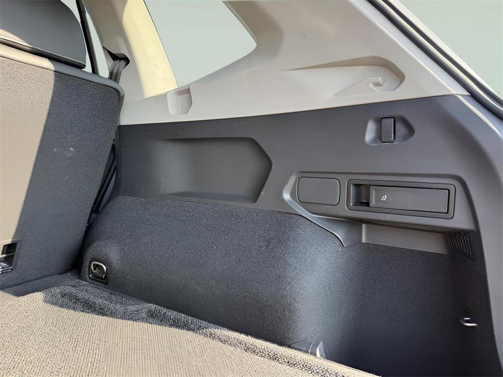 used 2022 Volkswagen Tiguan car, priced at $24,395
