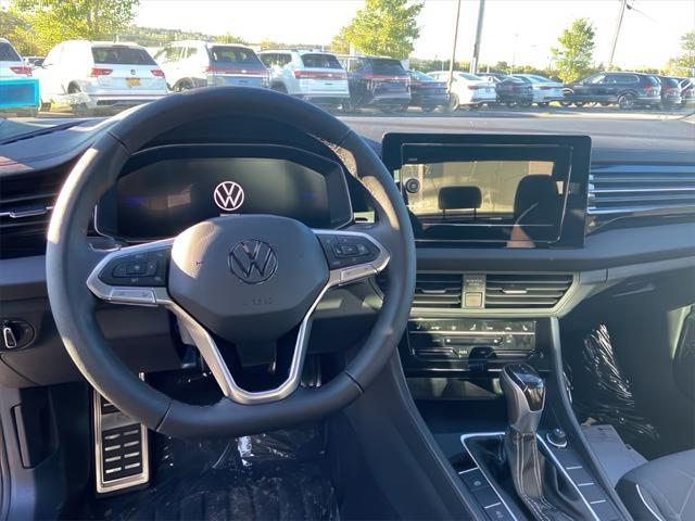 used 2025 Volkswagen Jetta car