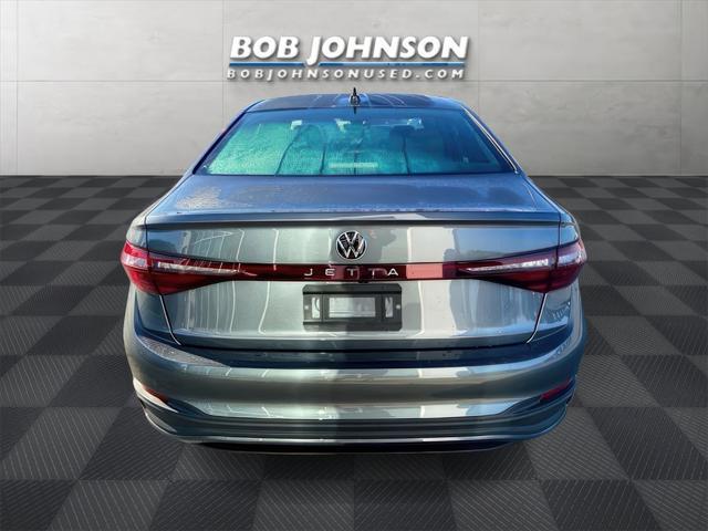 used 2025 Volkswagen Jetta car