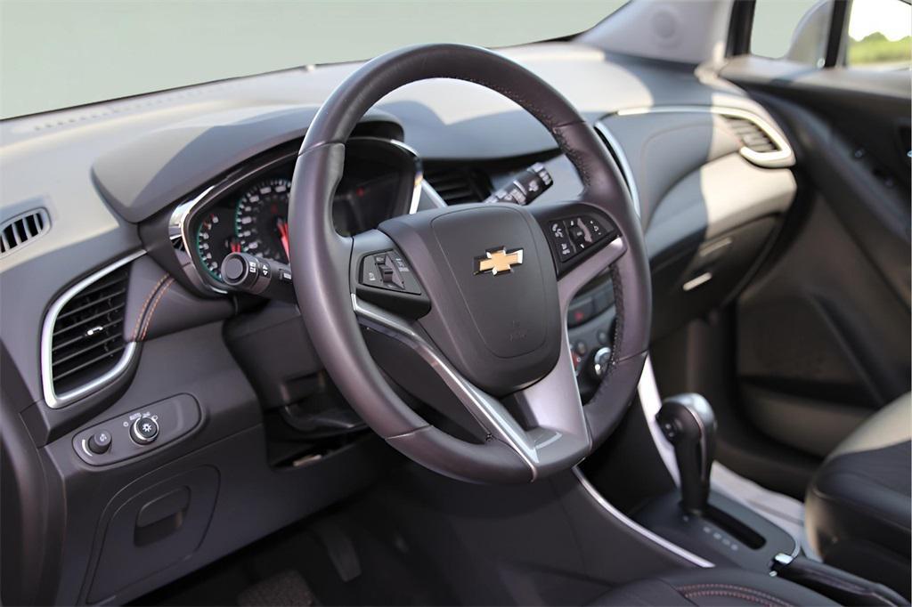 used 2022 Chevrolet Trax car, priced at $19,714