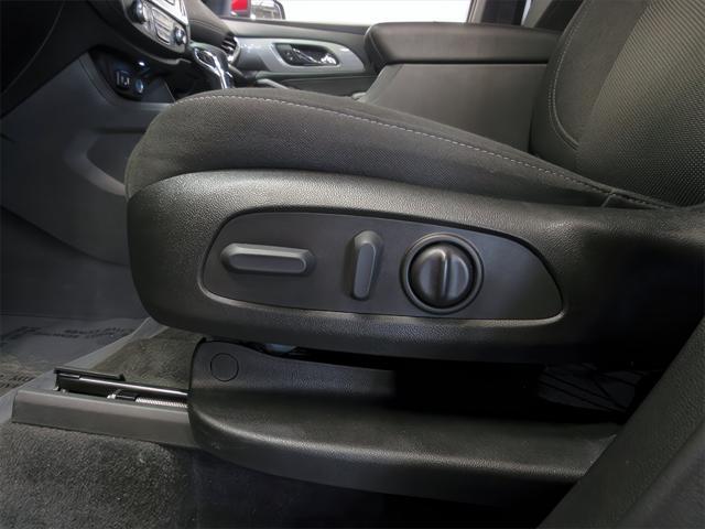 used 2023 Chevrolet Traverse car, priced at $35,991