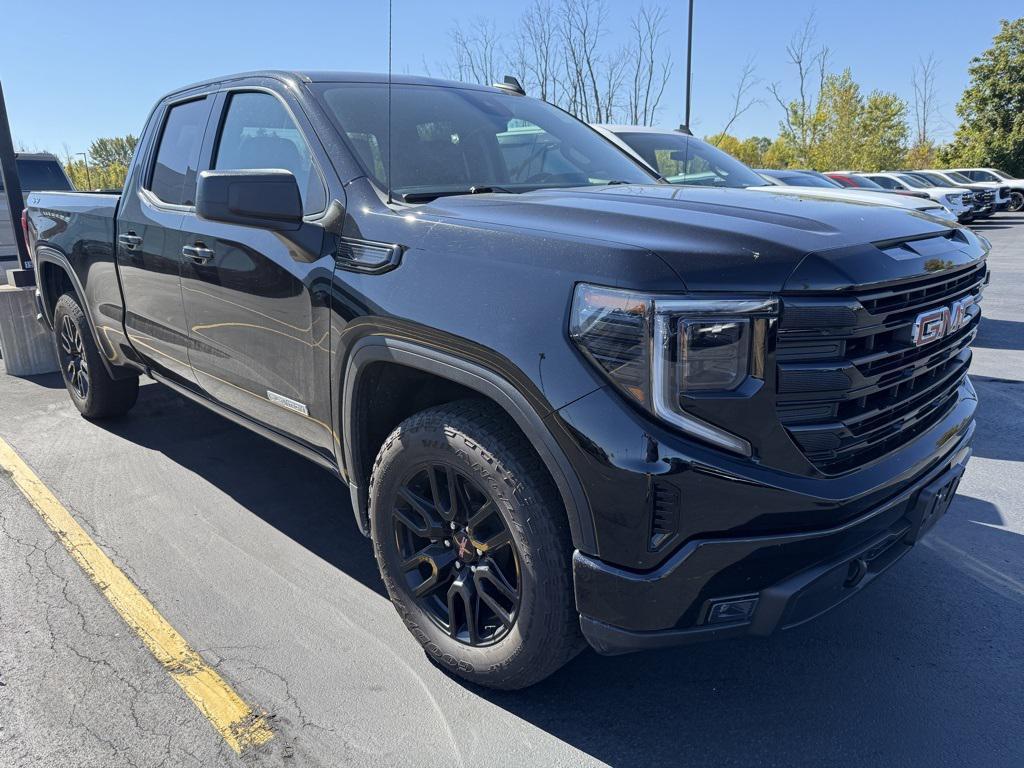 used 2023 GMC Sierra 1500 car, priced at $40,930