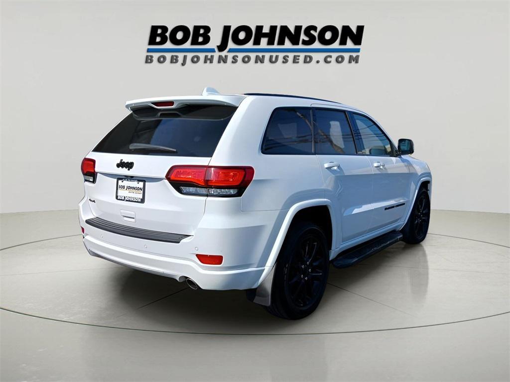 used 2022 Jeep Grand Cherokee car, priced at $27,997