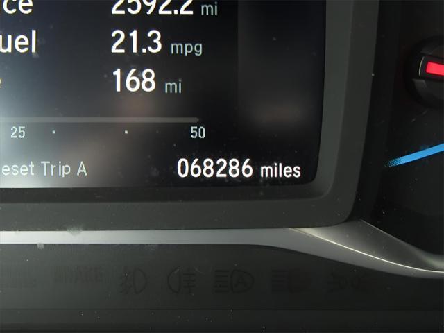 used 2021 Honda Pilot car, priced at $27,500