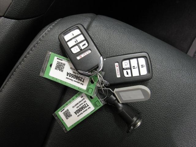 used 2021 Honda Pilot car, priced at $27,500