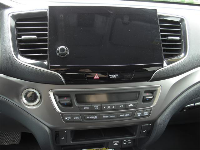 used 2021 Honda Pilot car, priced at $27,500