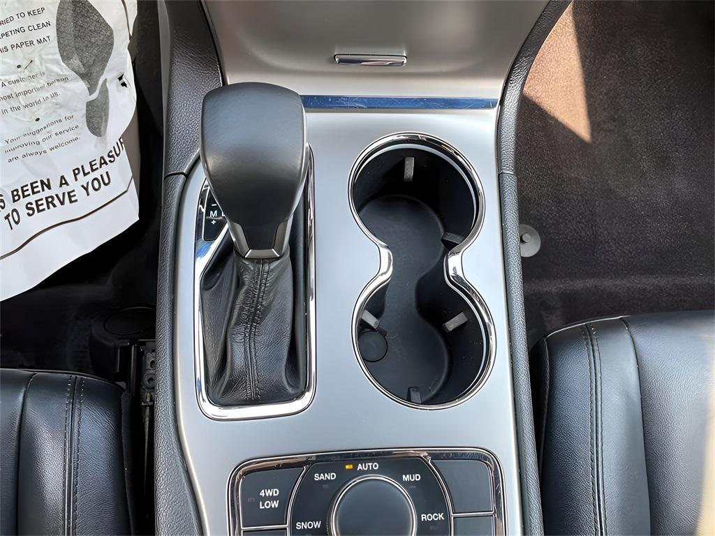 used 2018 Jeep Grand Cherokee car, priced at $17,795