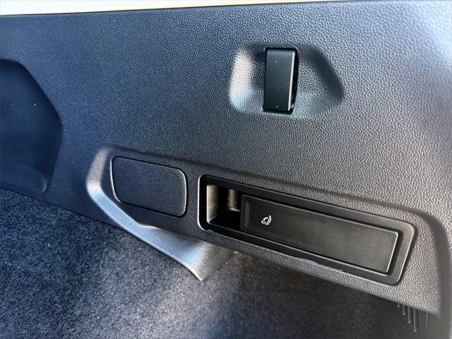 used 2020 Volkswagen Tiguan car, priced at $17,599