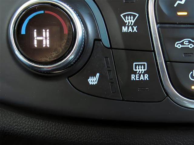 used 2022 Chevrolet Traverse car, priced at $29,500