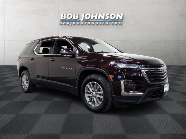 used 2022 Chevrolet Traverse car, priced at $30,634