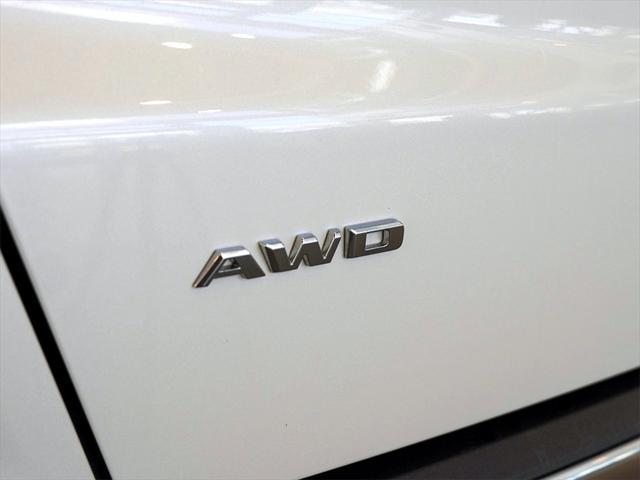 used 2022 Cadillac XT5 car, priced at $32,928