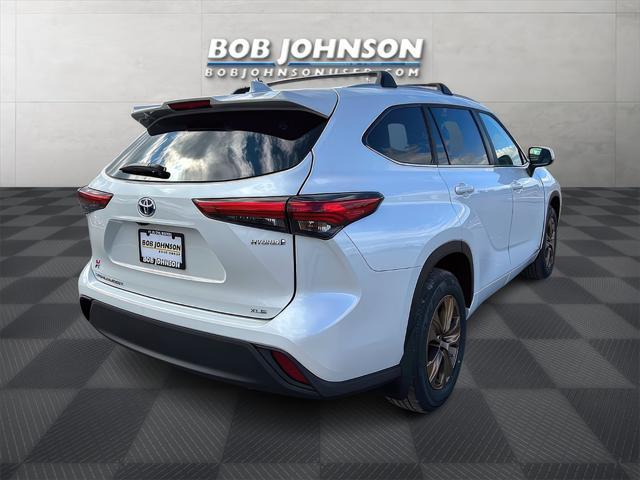 used 2023 Toyota Highlander Hybrid car, priced at $42,923