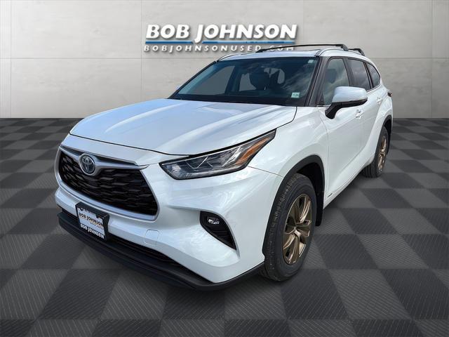 used 2023 Toyota Highlander Hybrid car, priced at $42,923