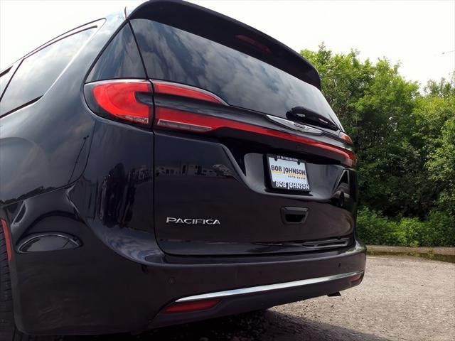 used 2021 Chrysler Pacifica car, priced at $25,241