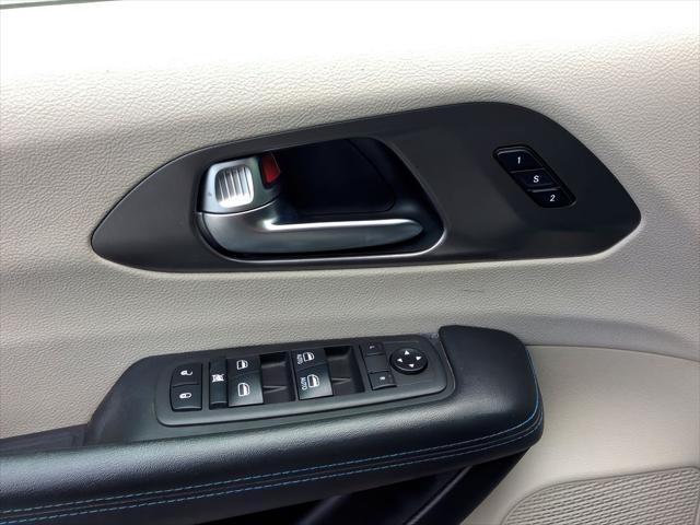 used 2021 Chrysler Pacifica car, priced at $25,241