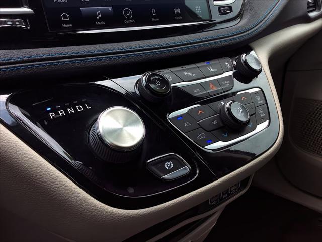 used 2021 Chrysler Pacifica car, priced at $25,241