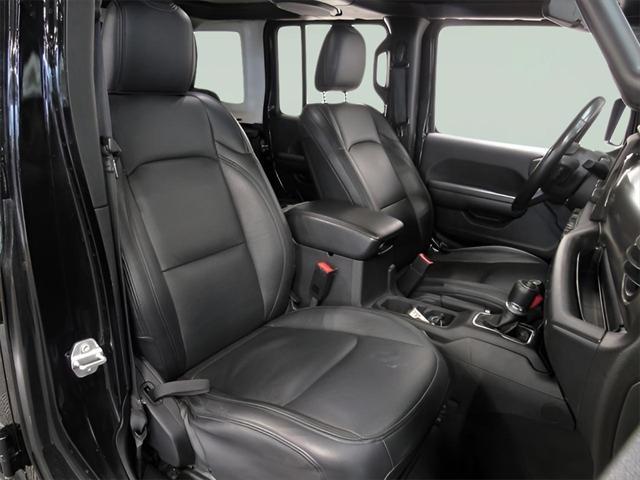 used 2020 Jeep Wrangler Unlimited car, priced at $27,500