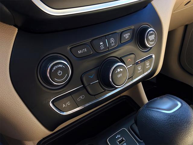 used 2019 Jeep Cherokee car, priced at $13,098