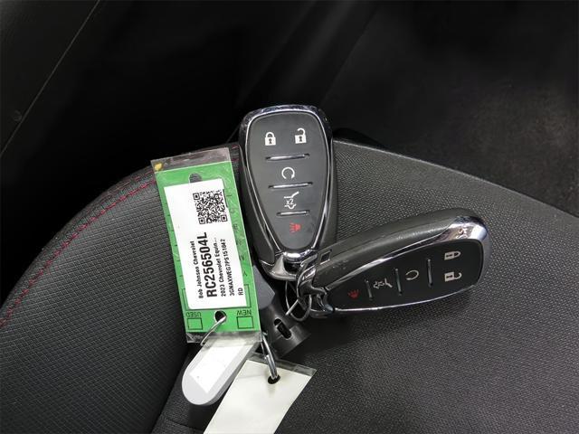 used 2023 Chevrolet Equinox car, priced at $25,249