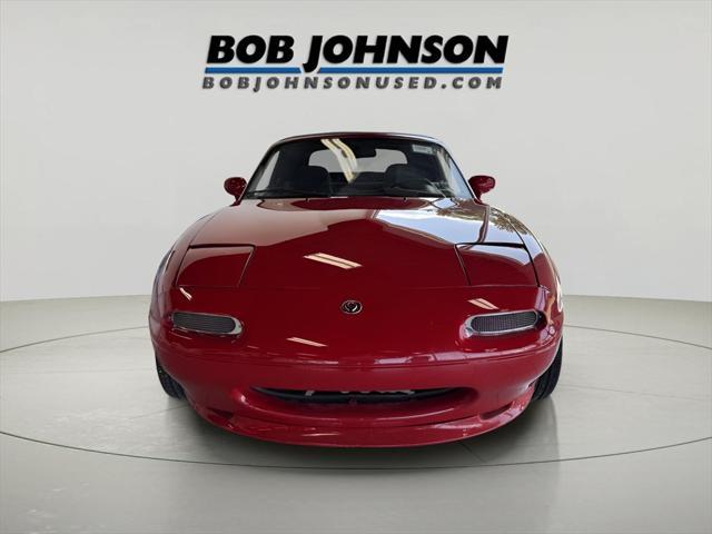 used 1997 Mazda MX-5 Miata car, priced at $13,500
