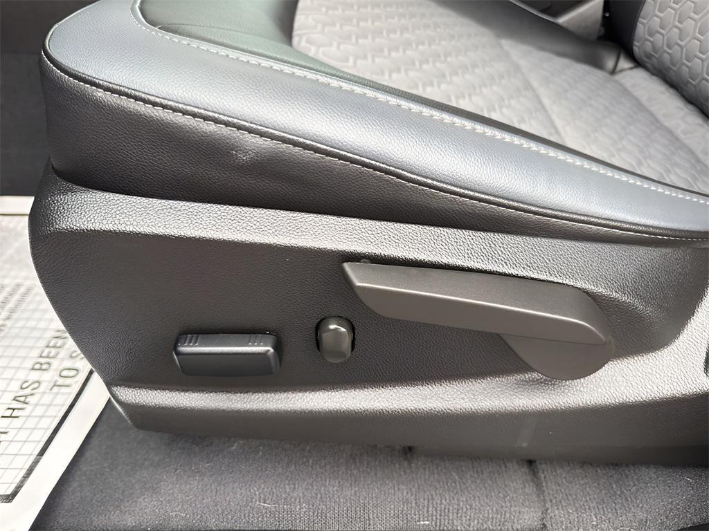 used 2022 Chevrolet Colorado car, priced at $32,870