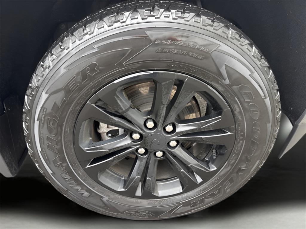 used 2022 Chevrolet Colorado car, priced at $32,870