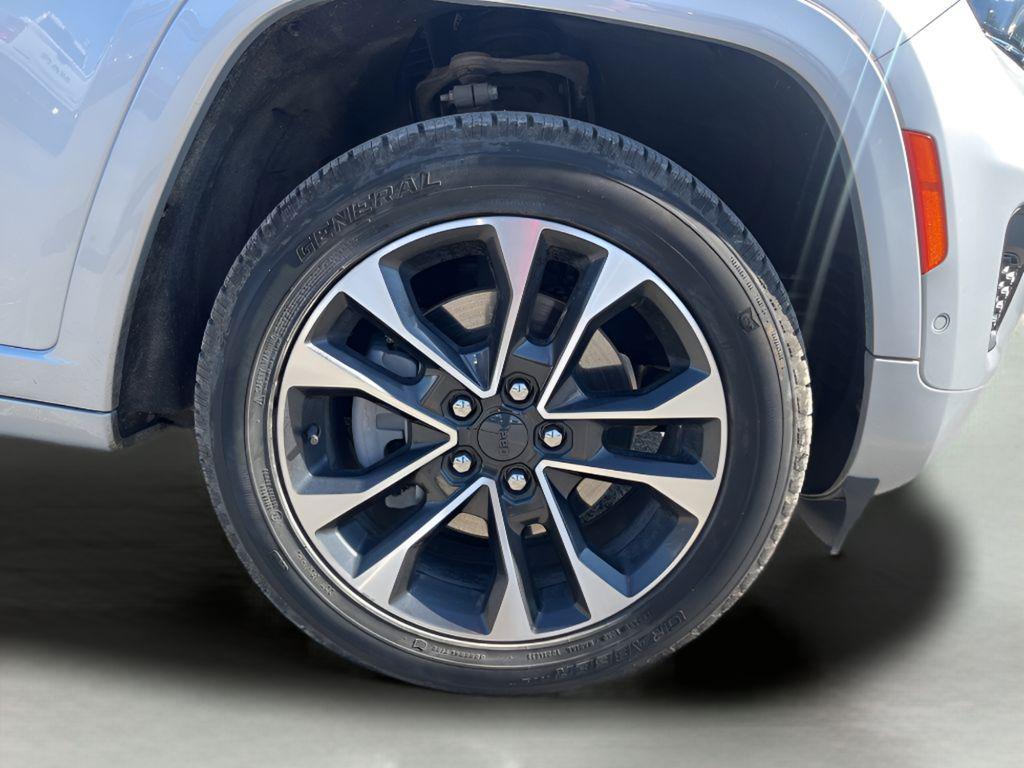 used 2021 Jeep Grand Cherokee L car, priced at $29,600