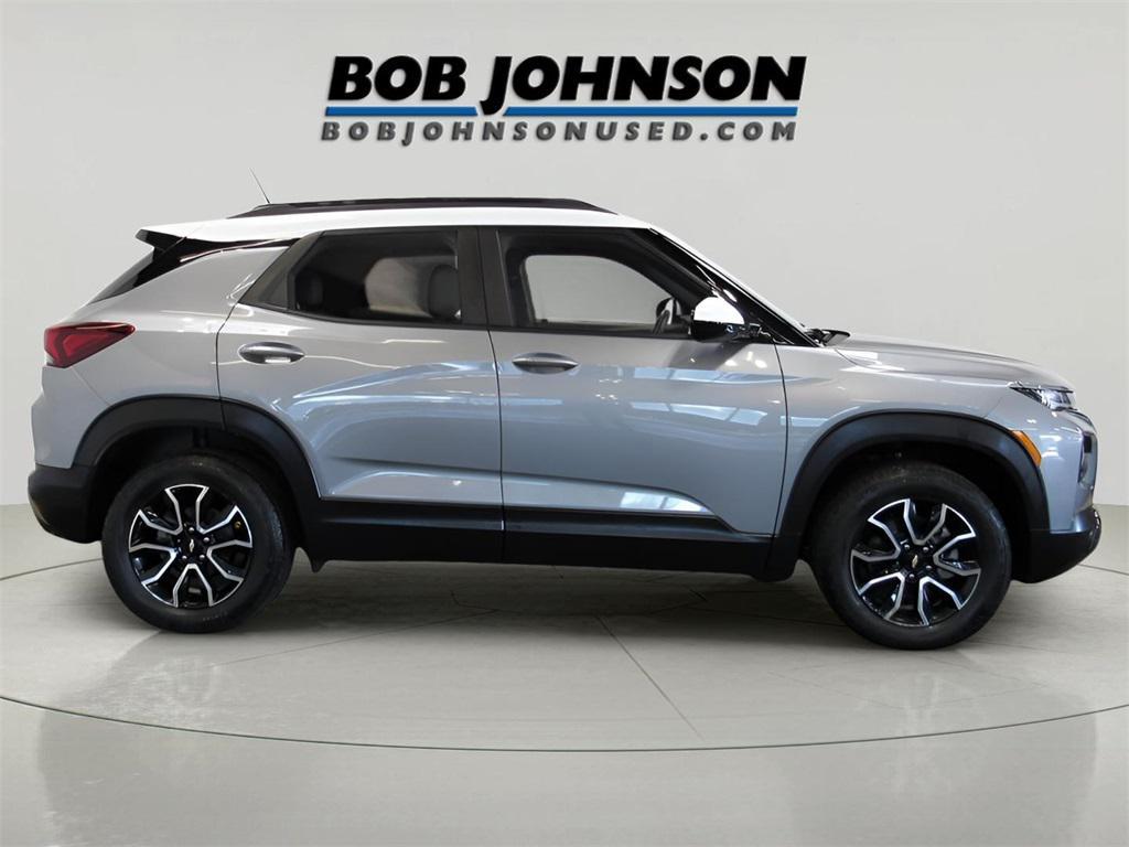 used 2023 Chevrolet TrailBlazer car, priced at $23,401
