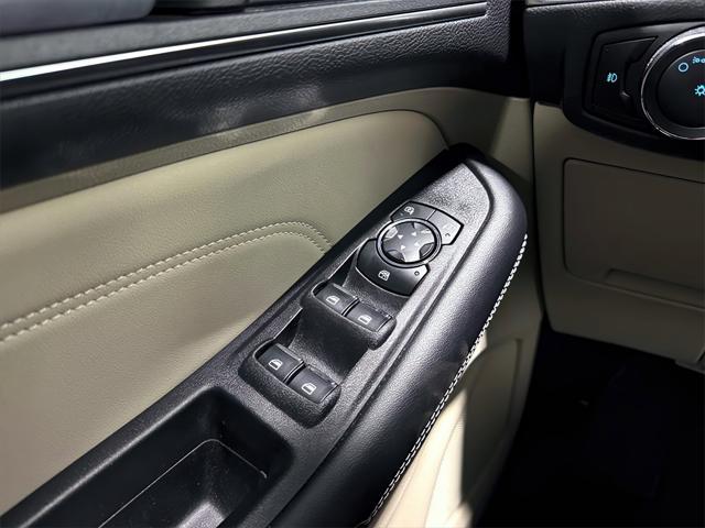 used 2024 Ford Edge car, priced at $35,573