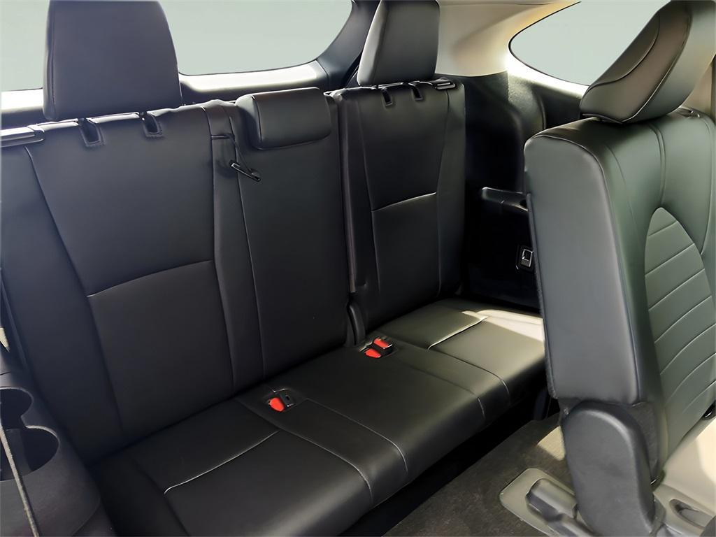 used 2024 Toyota Highlander car, priced at $41,782